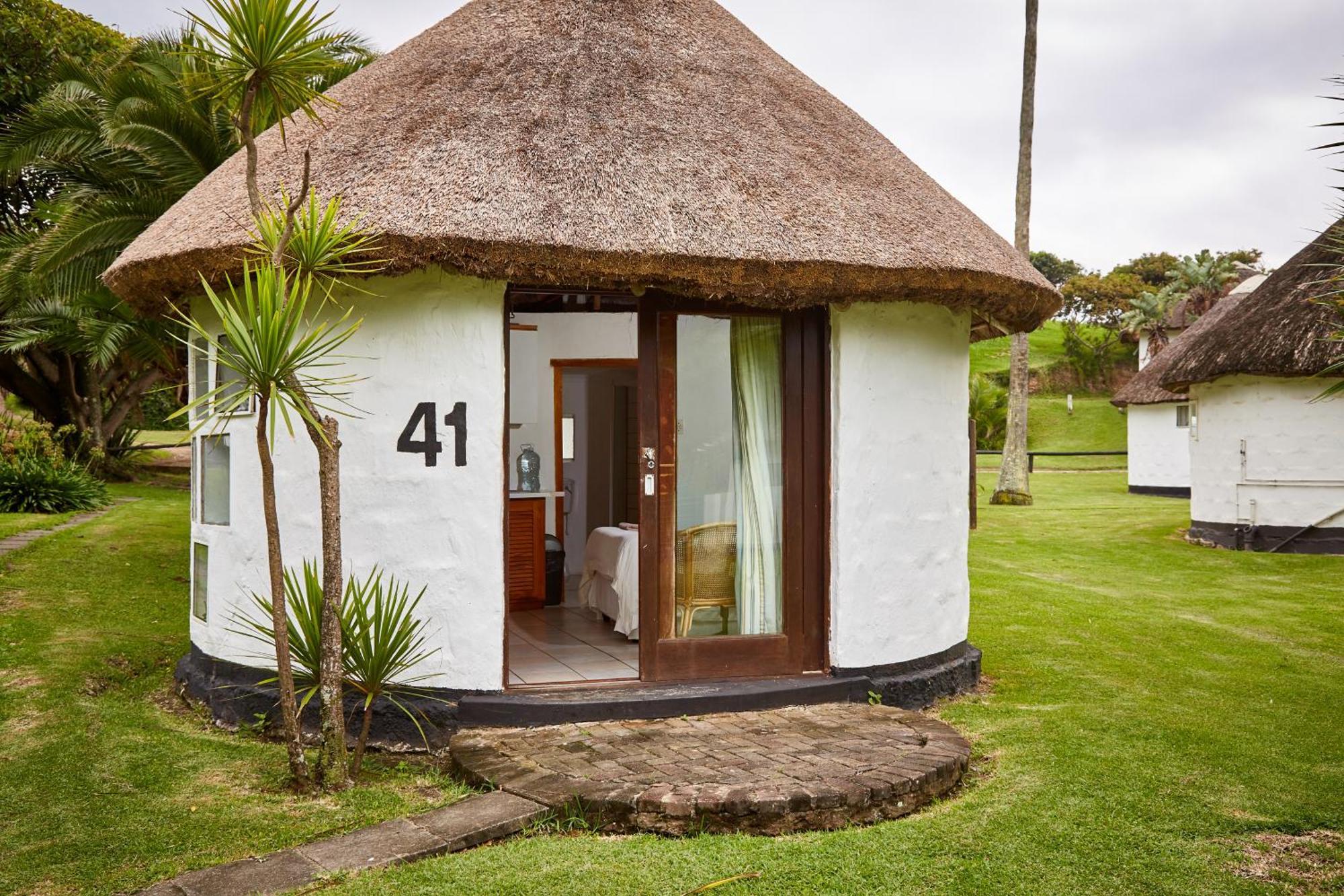 First Group Hole In The Wall KuGqangushe Exterior photo